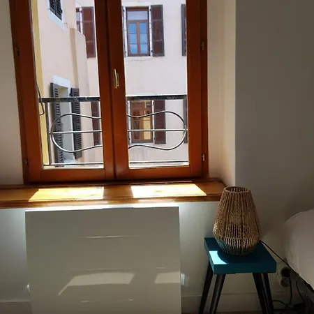 Cote & Lac Apartment