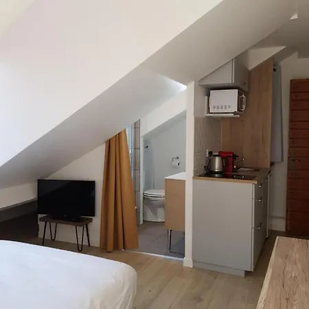 Cote & Lac Apartment *